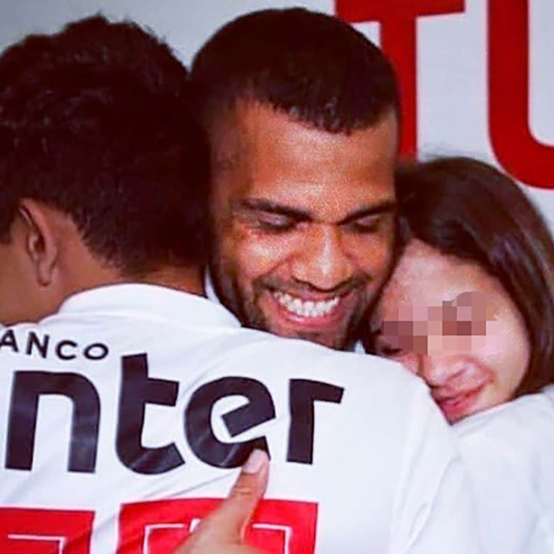 La exmujer de Dani Alves habla de lo mal que lo están pasando sus hijos