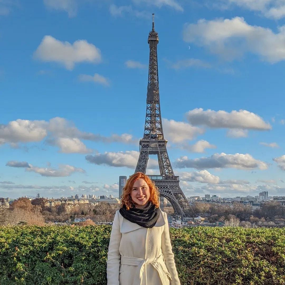 Muere la influencer Fernanda Carolina tras ser atropellada en París y su marido se entera por su smartwatch