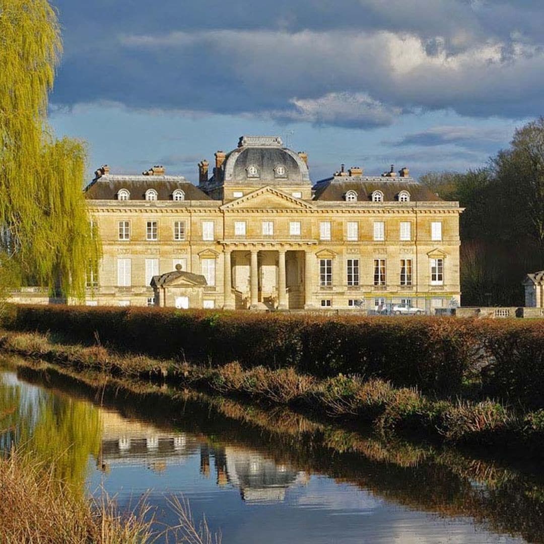 Entramos en el Château du Marais, un castillo histórico al oeste de París