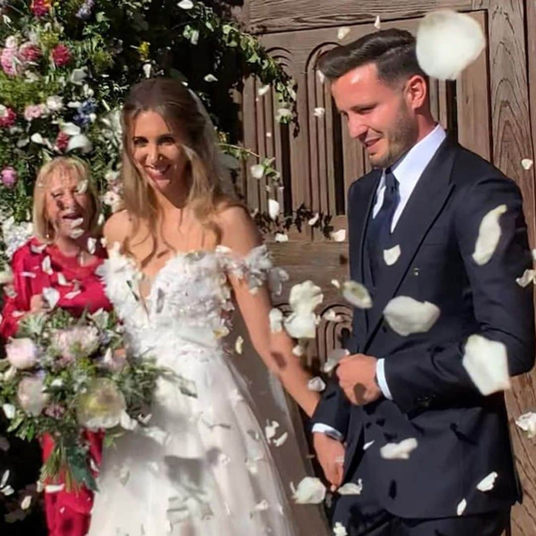 La boda del futbolista Saúl Ñíguez, con Enrique Cerezo y Kepa Arrizabalaga entre los invitados