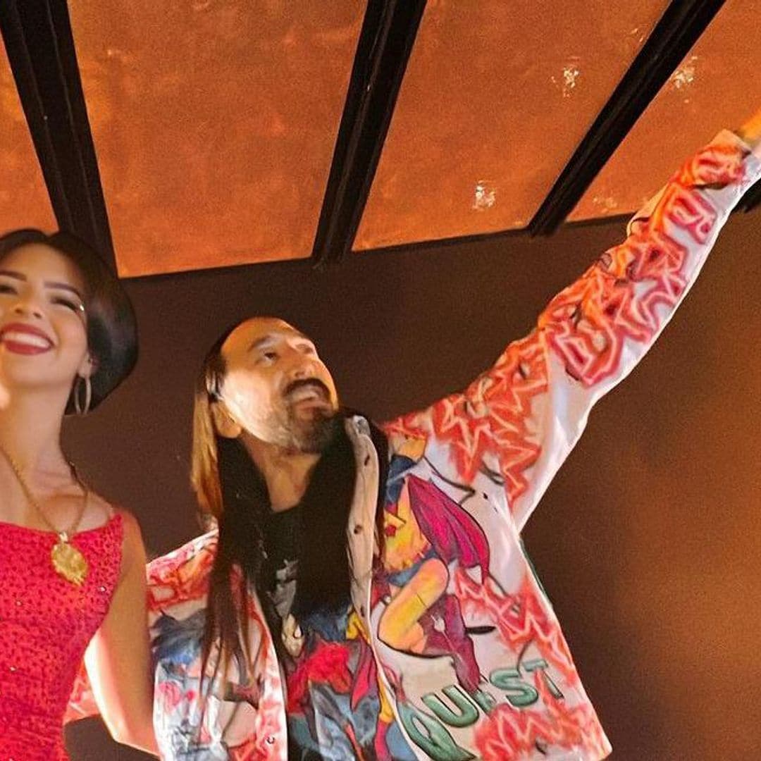 Ángela Aguilar se une a Steve Aoki en el escenario y pone a todos a bailar