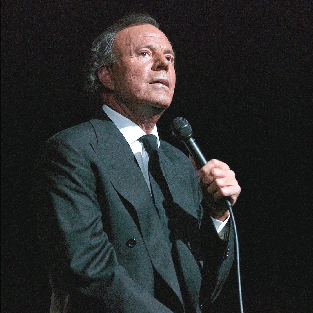 El rotundo comunicado de Julio Iglesias para desmentir que se retira de la música