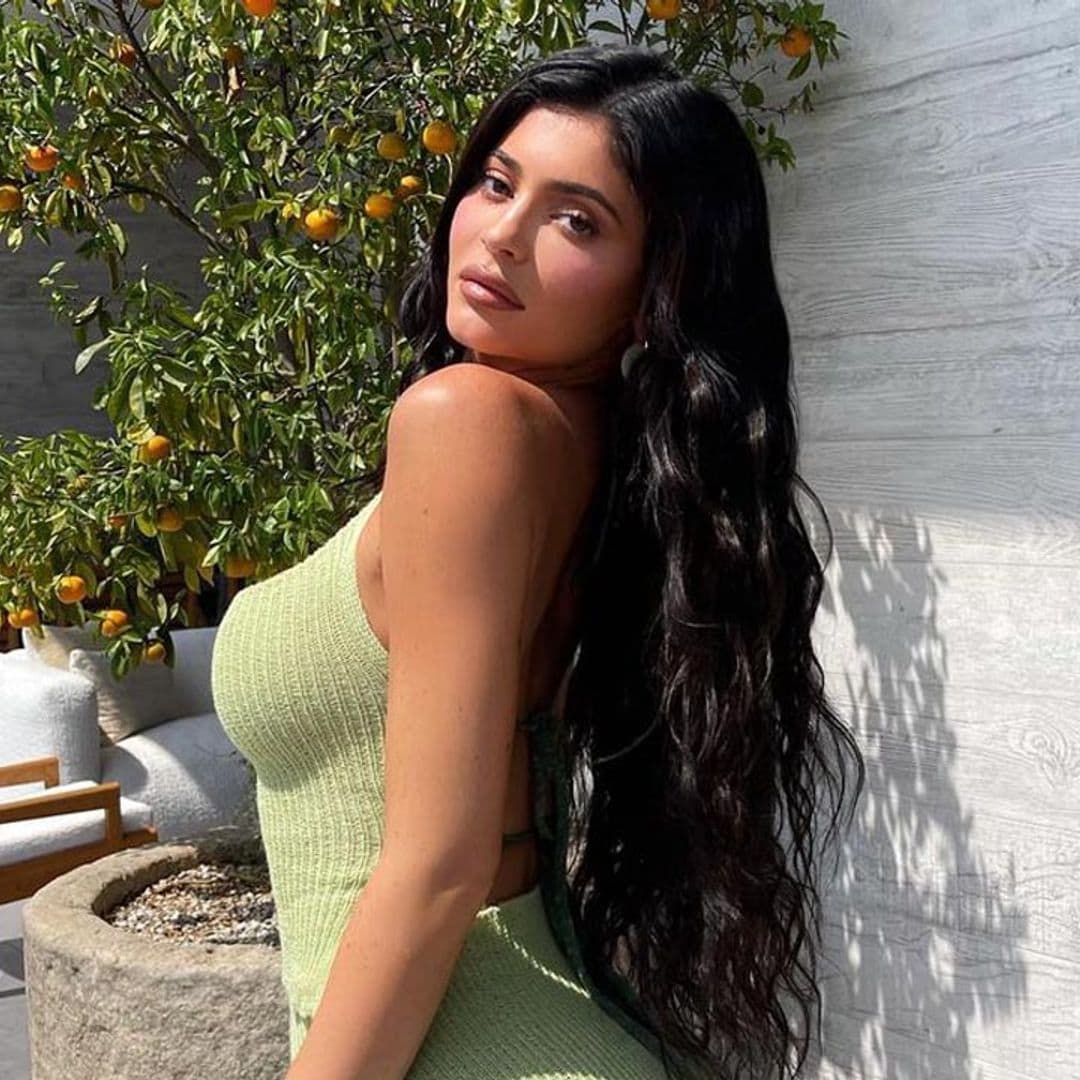 Así es cómo Kylie Jenner lleva ocultándonos su embarazo durante semanas