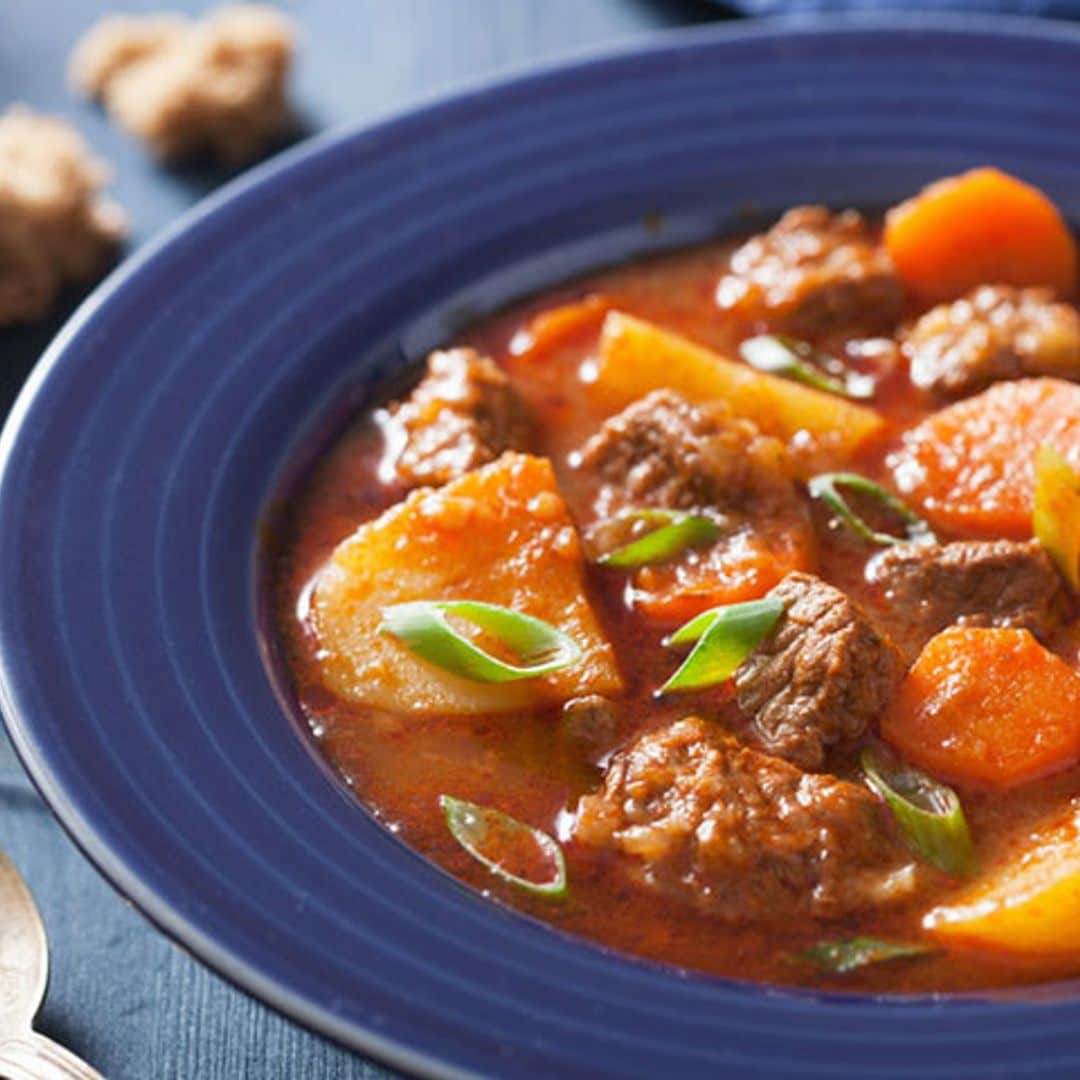 Guiso de carne con patatas fácil y reconfortante