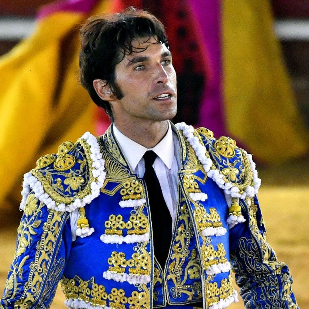 Cayetano Rivera sufre una cogida en la plaza de toros de Guijuelo que le lleva al hospital