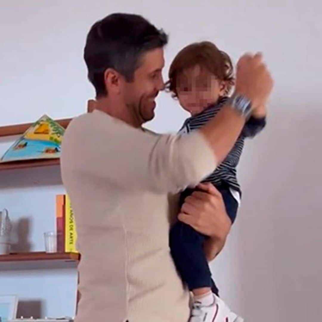 Ana Boyer comparte el vídeo más divertido de Verdasco y su hijo Mateo bailando a ritmo de Enrique Iglesias