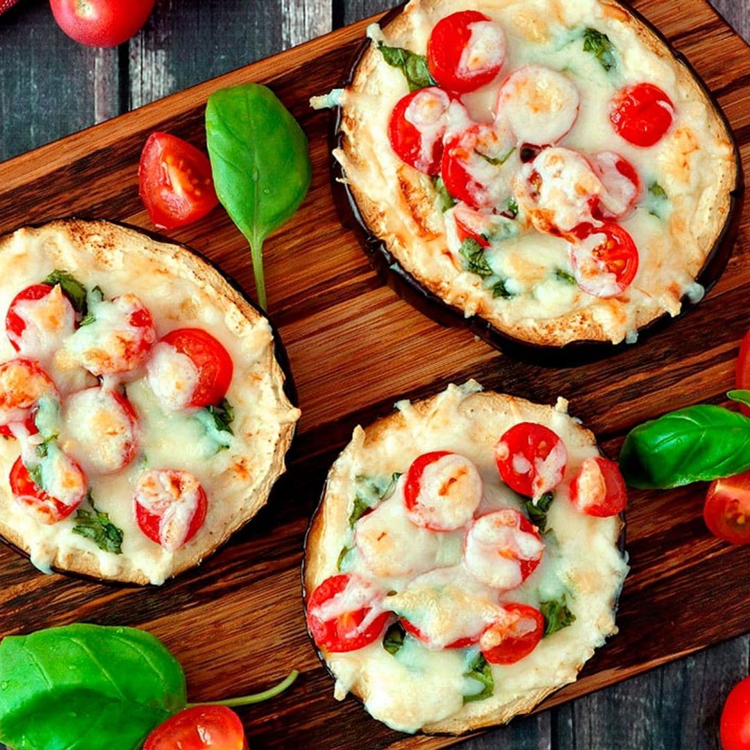 Pizzas Caprese de berenjena