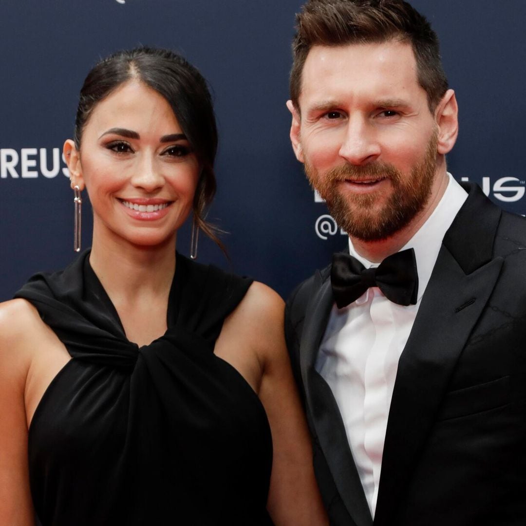 Tras la polémica, Messi recibe un importante premio acompañado de su esposa Antonela Roccuzzo