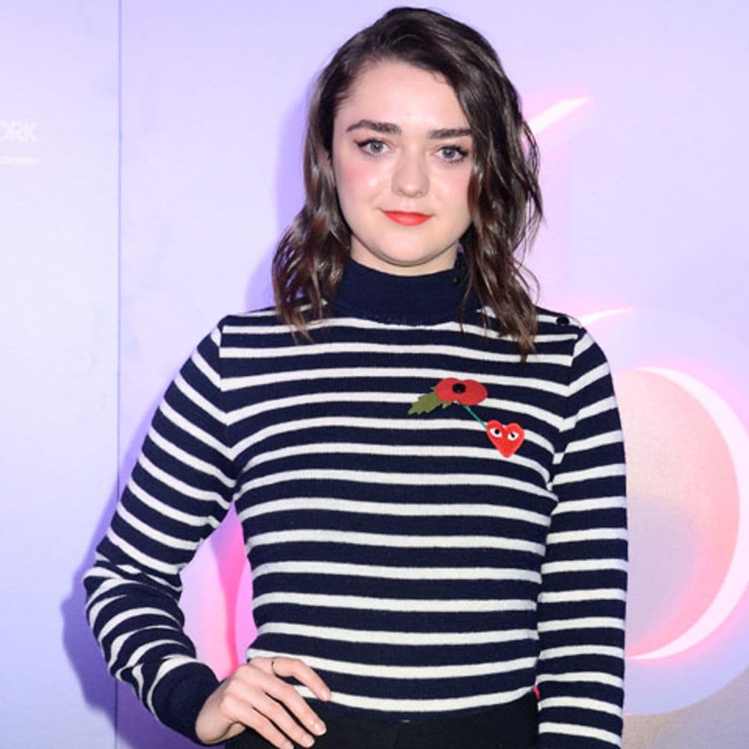 El jersey que unió a Maisie Williams y Amaia Salamanca funciona con todo (y a cualquier hora)