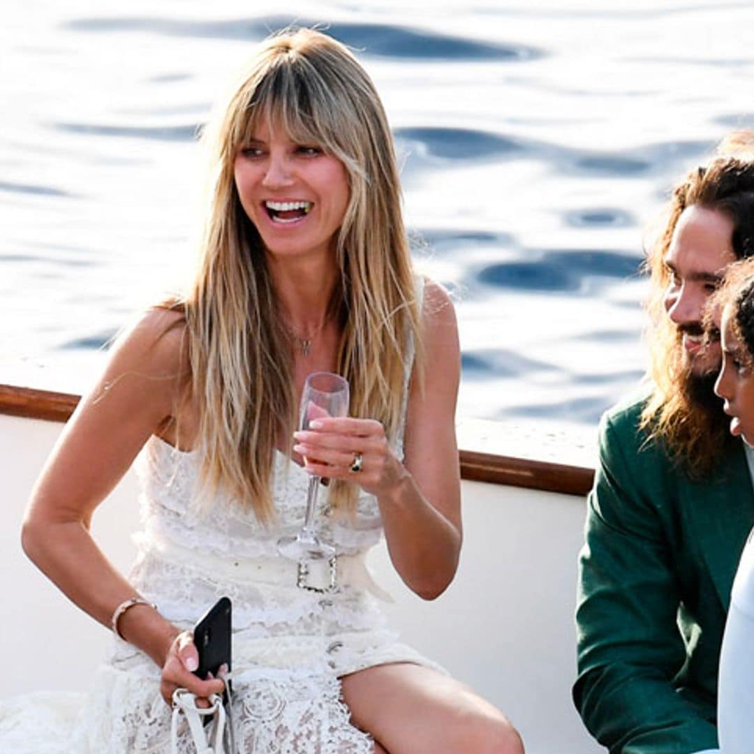 Heidi Klum apuesta por el encaje y los volantes para el vestido de su preboda