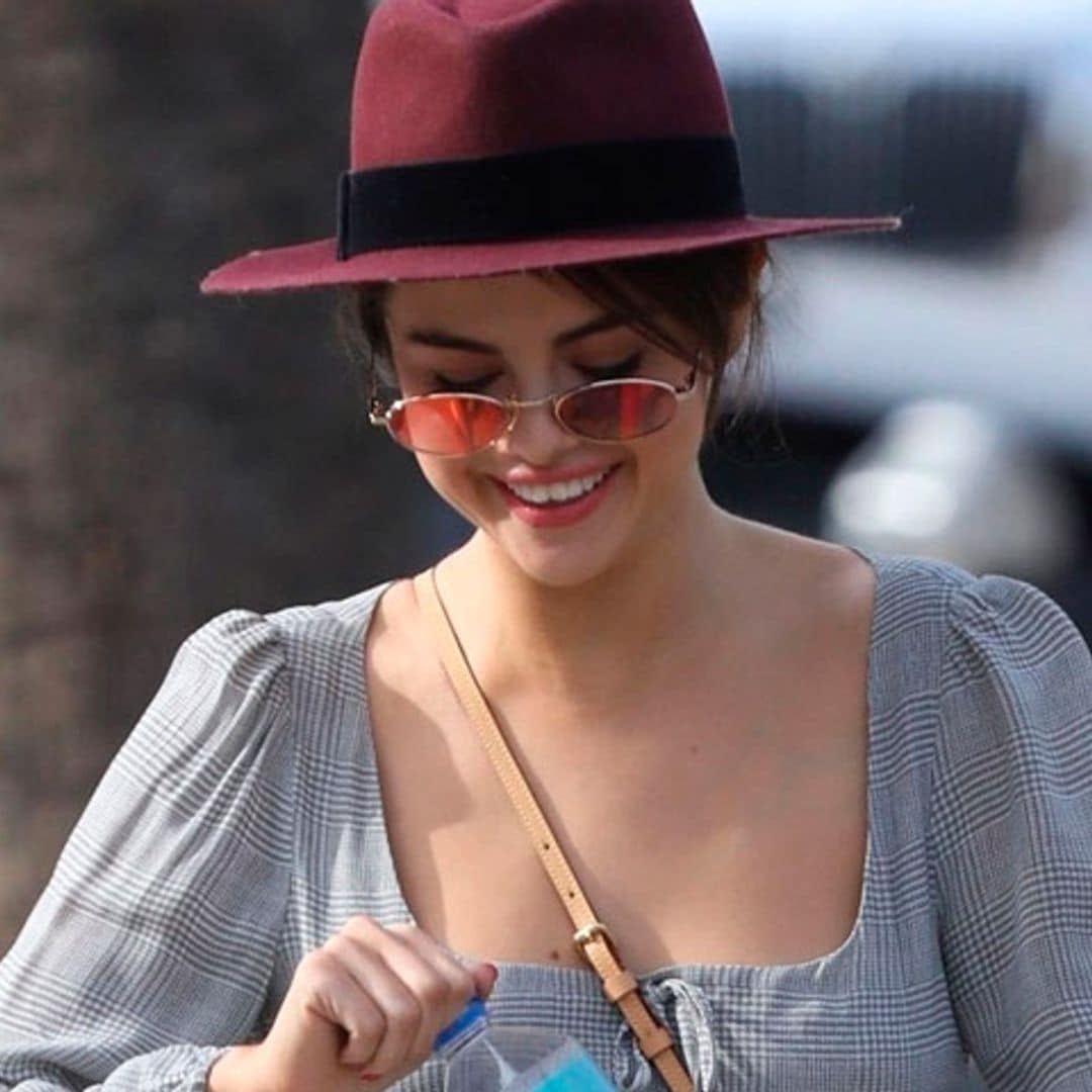 Hazte ya con estos vestidos porque en primavera serán 'lo más', palabra de Selena Gomez