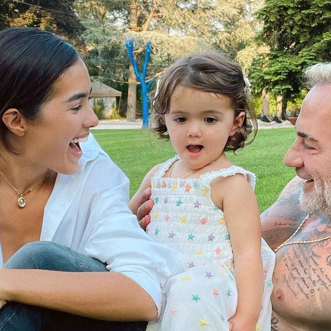 Blu Jerusalema ya entrena como papá, Gianluca Vacchi