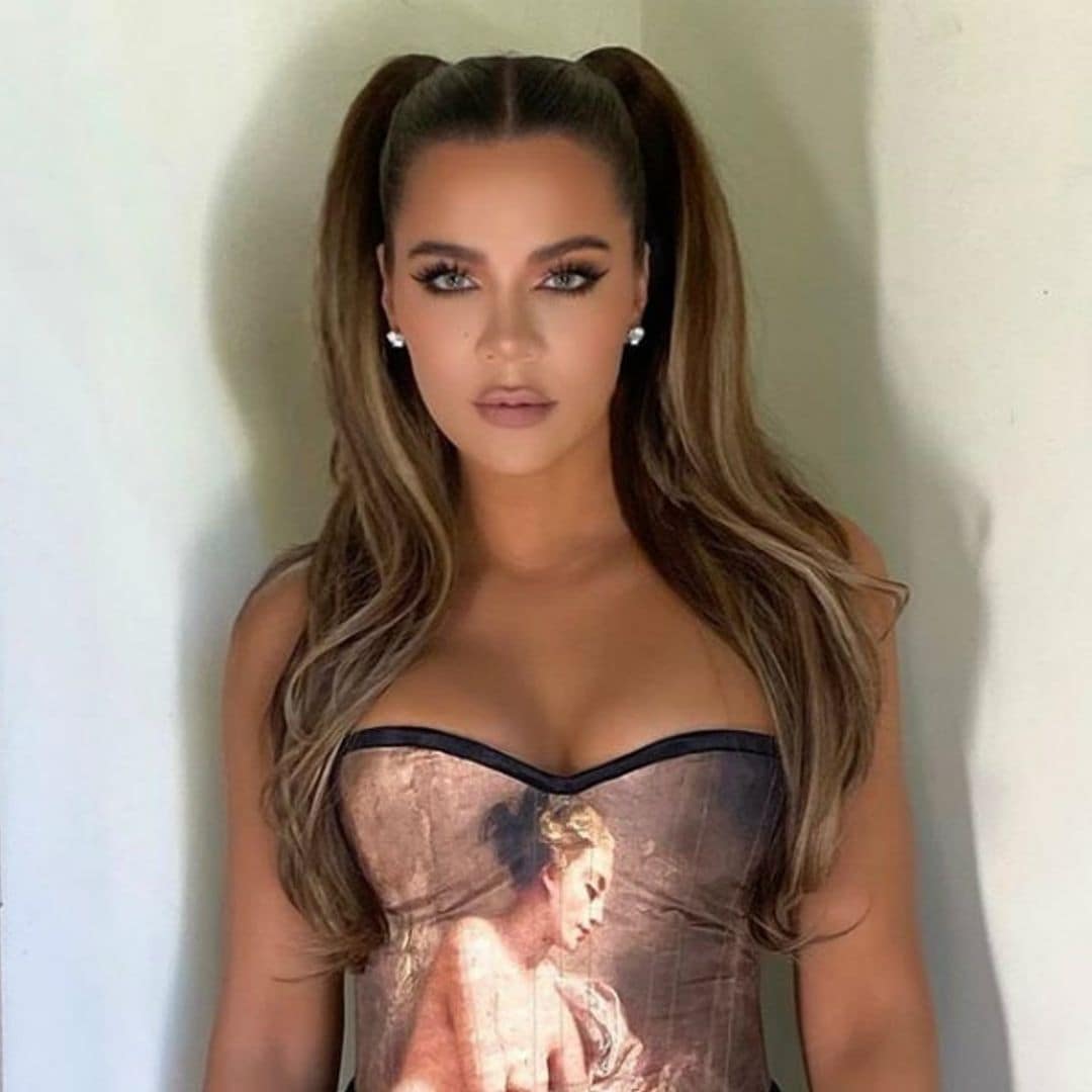 ¿Adivinas con qué famosa cantante han confundido a Khloé Kardashian?