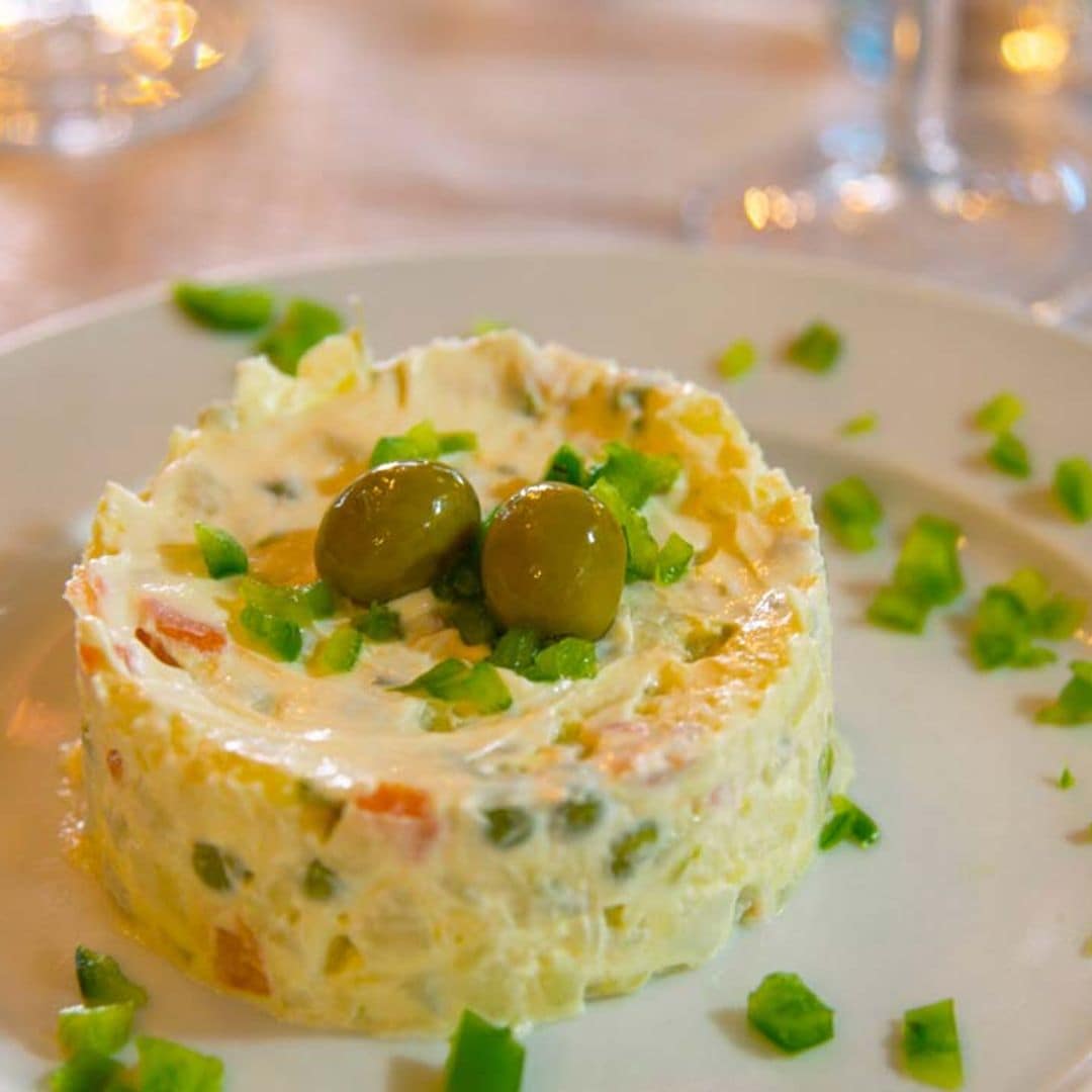 Timbal de ensaladilla rusa