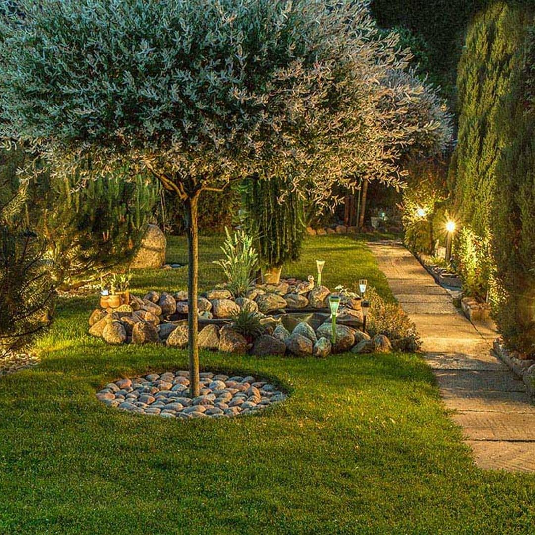 Las mejores ideas para iluminar tu jardín