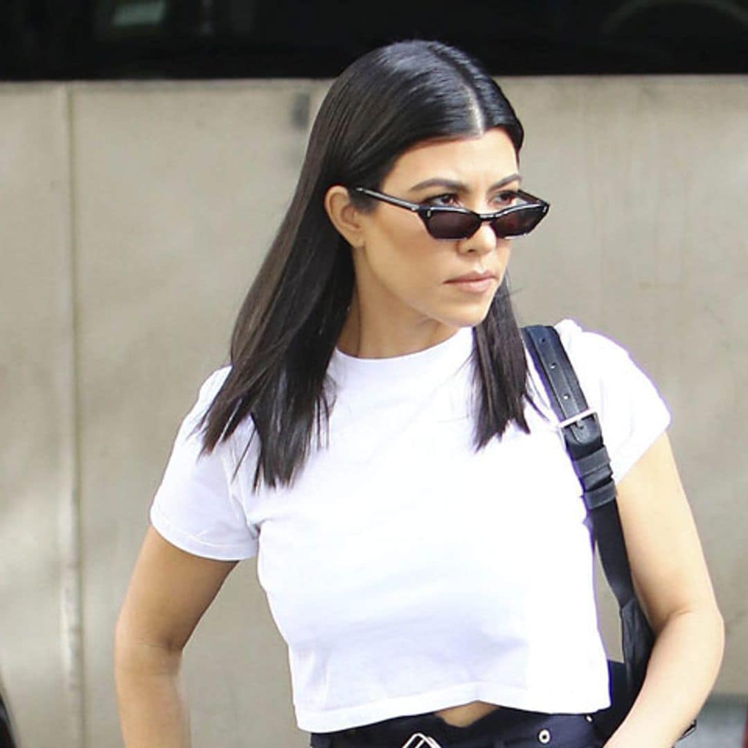 Kourtney Kardashian y su truco de estilista para tener dos looks en uno