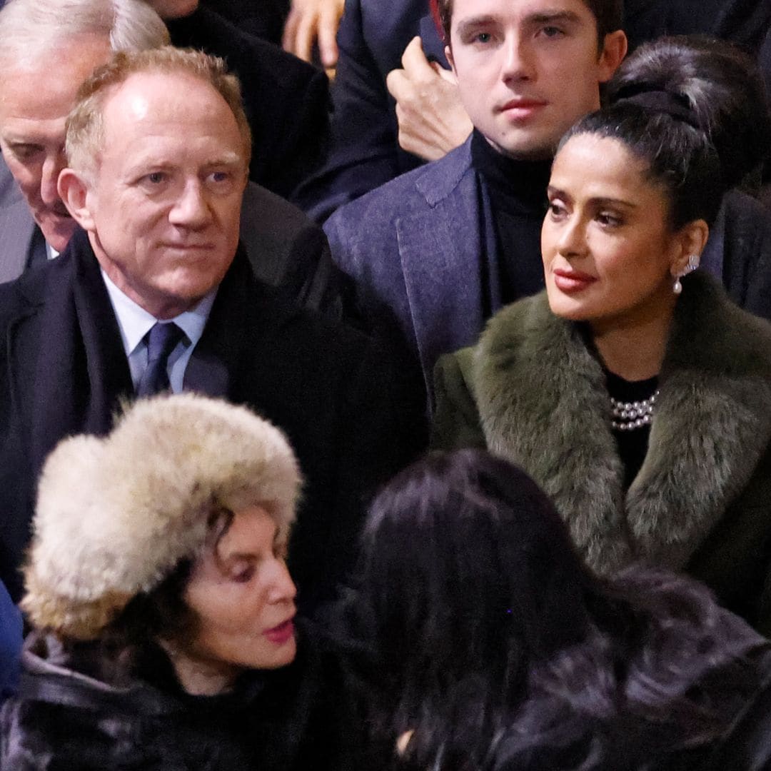 Salma Hayek y François-Henri Pinault brillan en la reapertura de Notre Dame