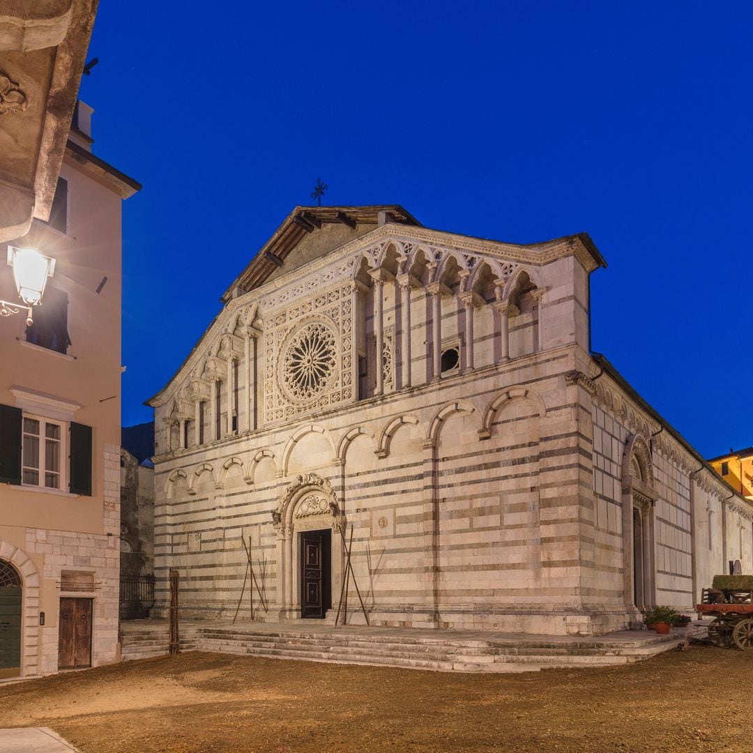 Catedral de Sant'Andrea en Carrara, Toscana, Italia