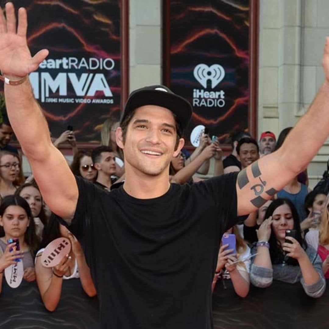 Tyler Posey: Ocho prendas que debes llevar en tu maleta este verano