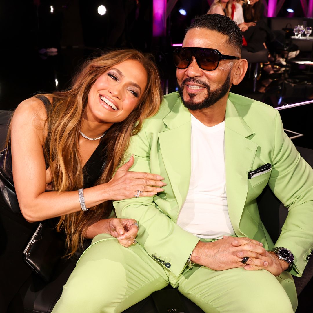 Jennifer Lopez y Benny Medina en los MTV Movie & TV Awards en junio de 2022