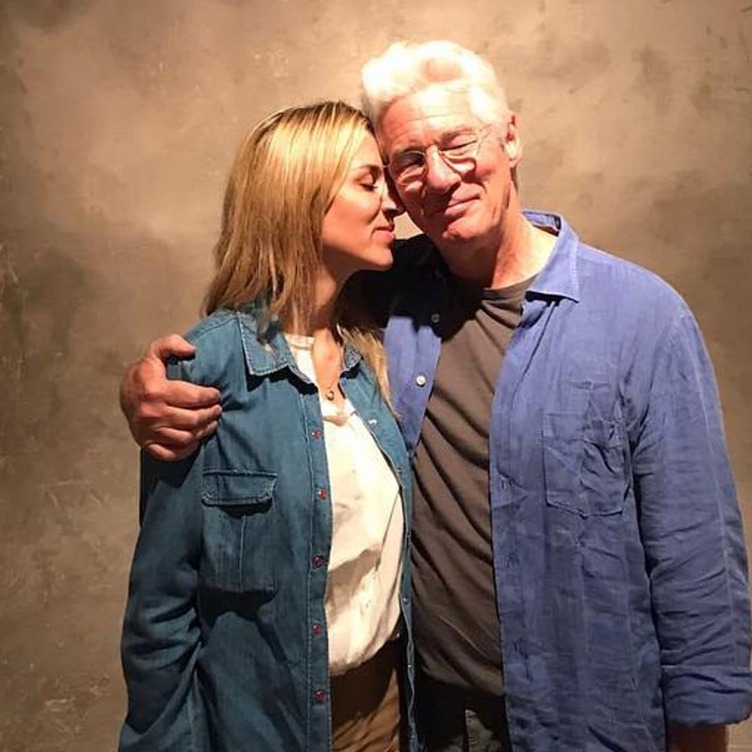 Alejandra y Richard Gere: su escapada en familia visitando el paraíso nevado de Gstaad