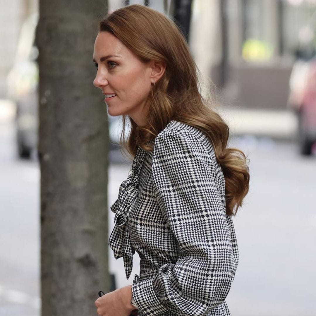 Kate da una nueva oportunidad a su vestido rebajado de Zara que recuerda a Diana