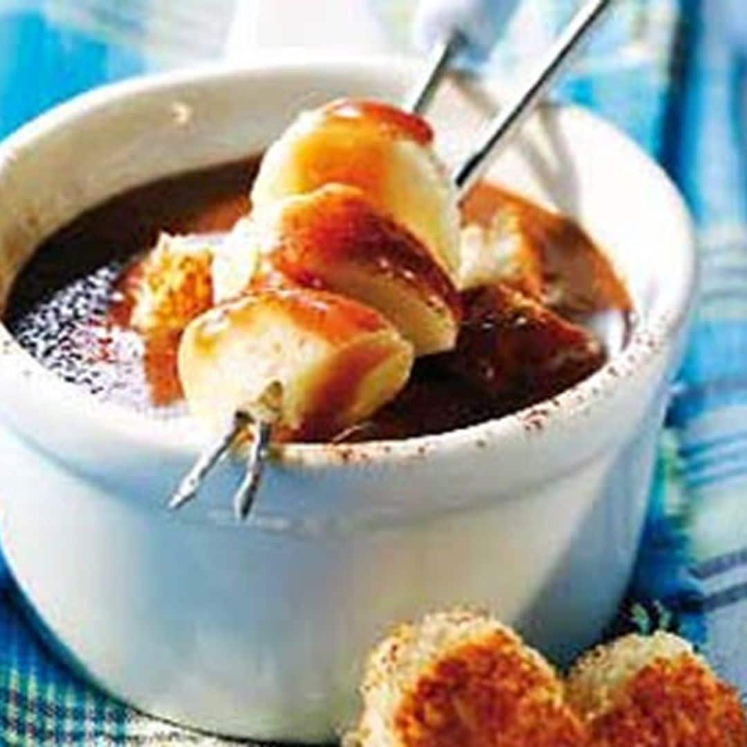 'Fondue' de chocolate con plátano