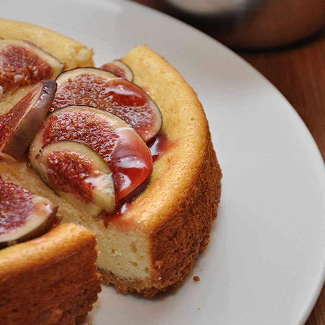 Tarta de queso de cabra con higos