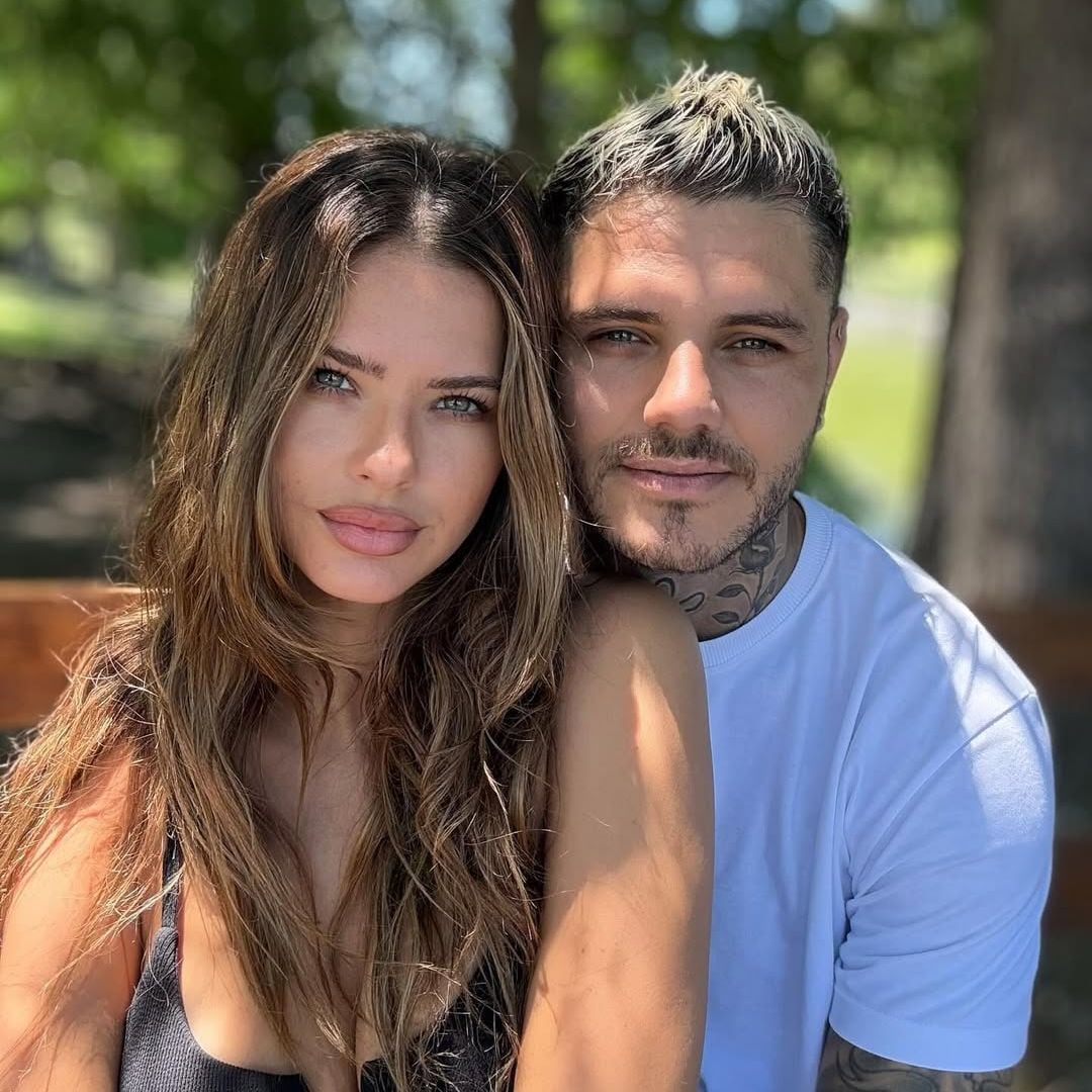 Mauro Icardi hace oficial su romance junto a 'La China' Suárez con un romántico posado