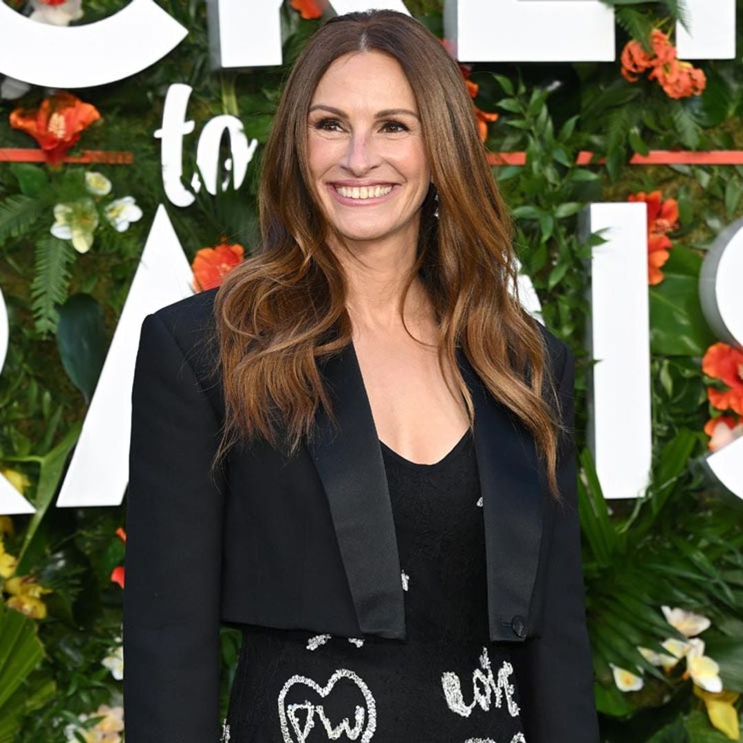 Desvelamos los mensajes que esconde el vestido viral de Julia Roberts