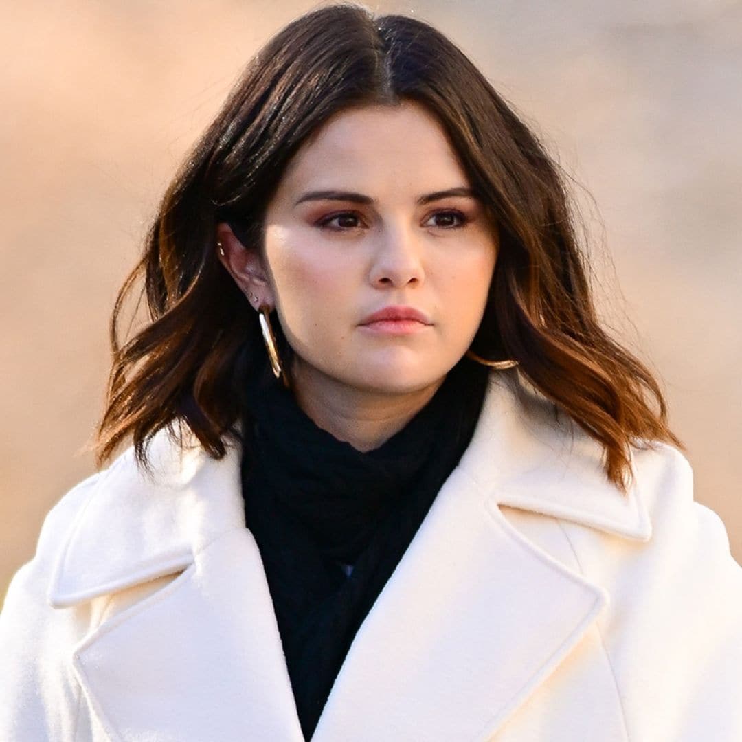 Selena Gomez pide perdón a los fans que la señalan por burlarse de Hailey Bieber