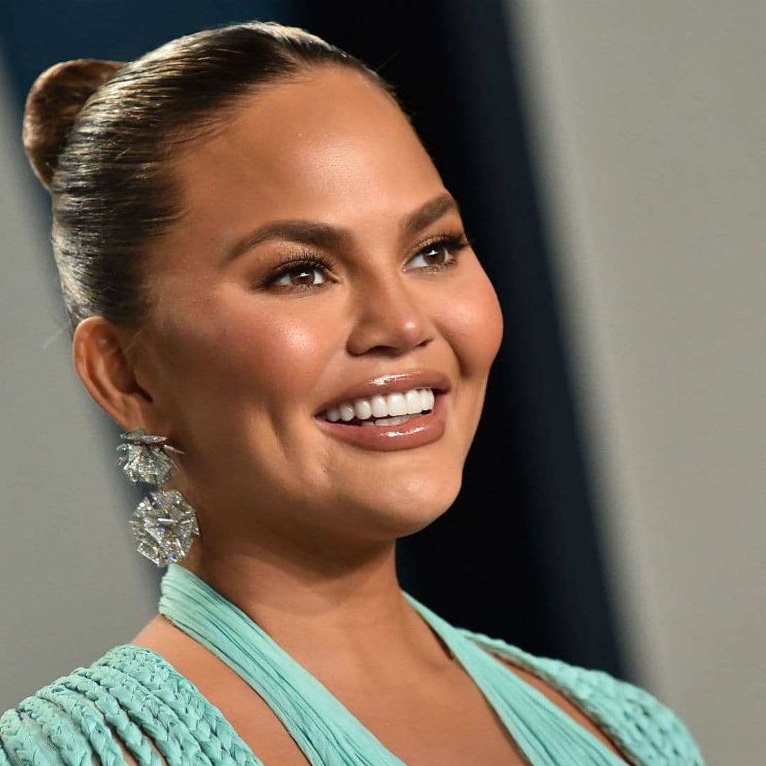 Chrissy Teigen reaparece tras la pérdida de su bebé