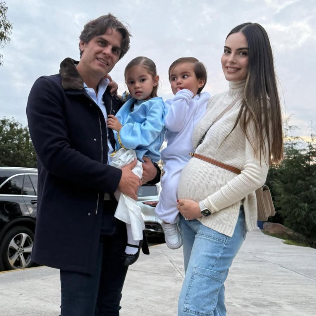 Ximena Navarrete sorprende con un nuevo posado para presumir su crecido 'baby bump'