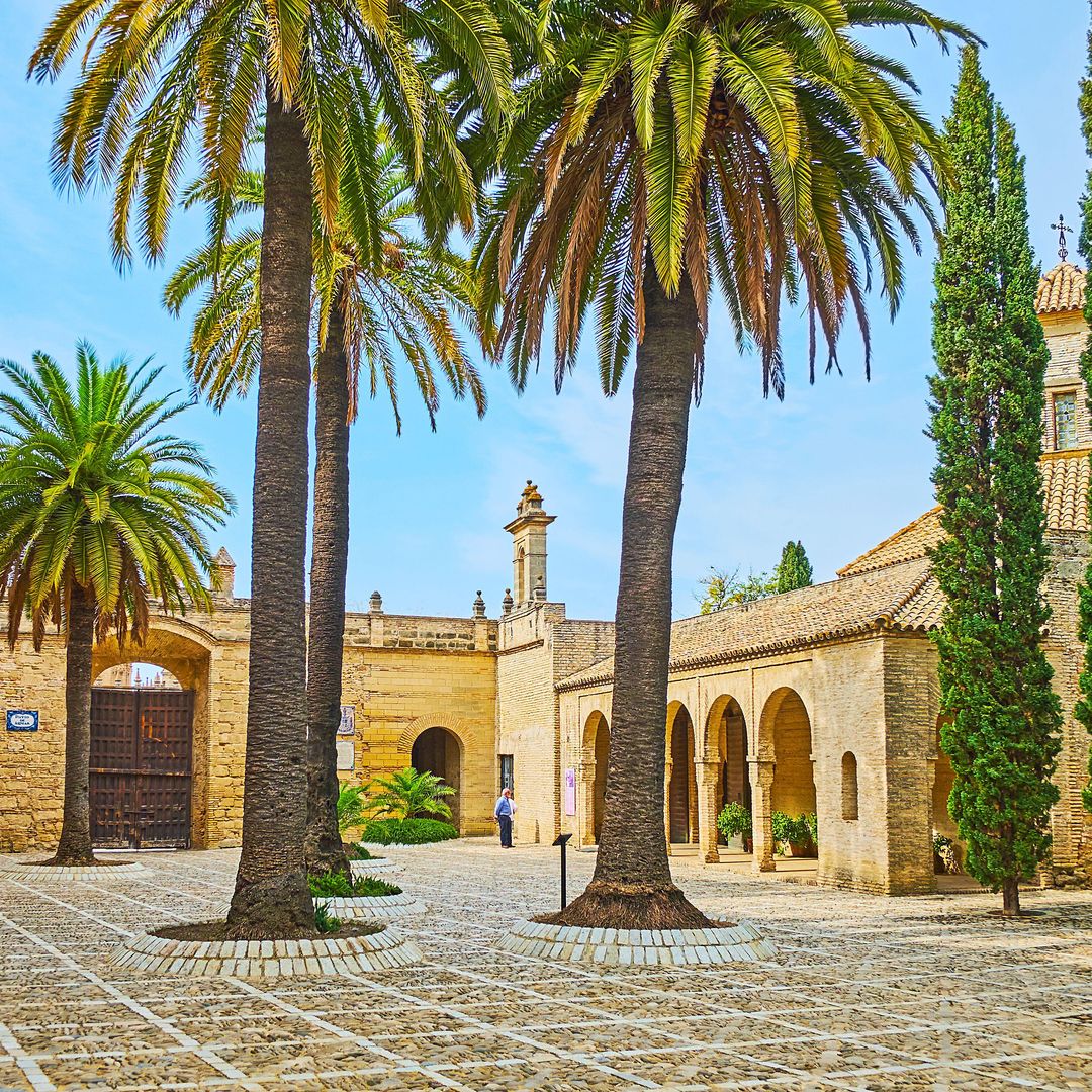 Patio de armas del Alcázar de Jerez de la Frontera