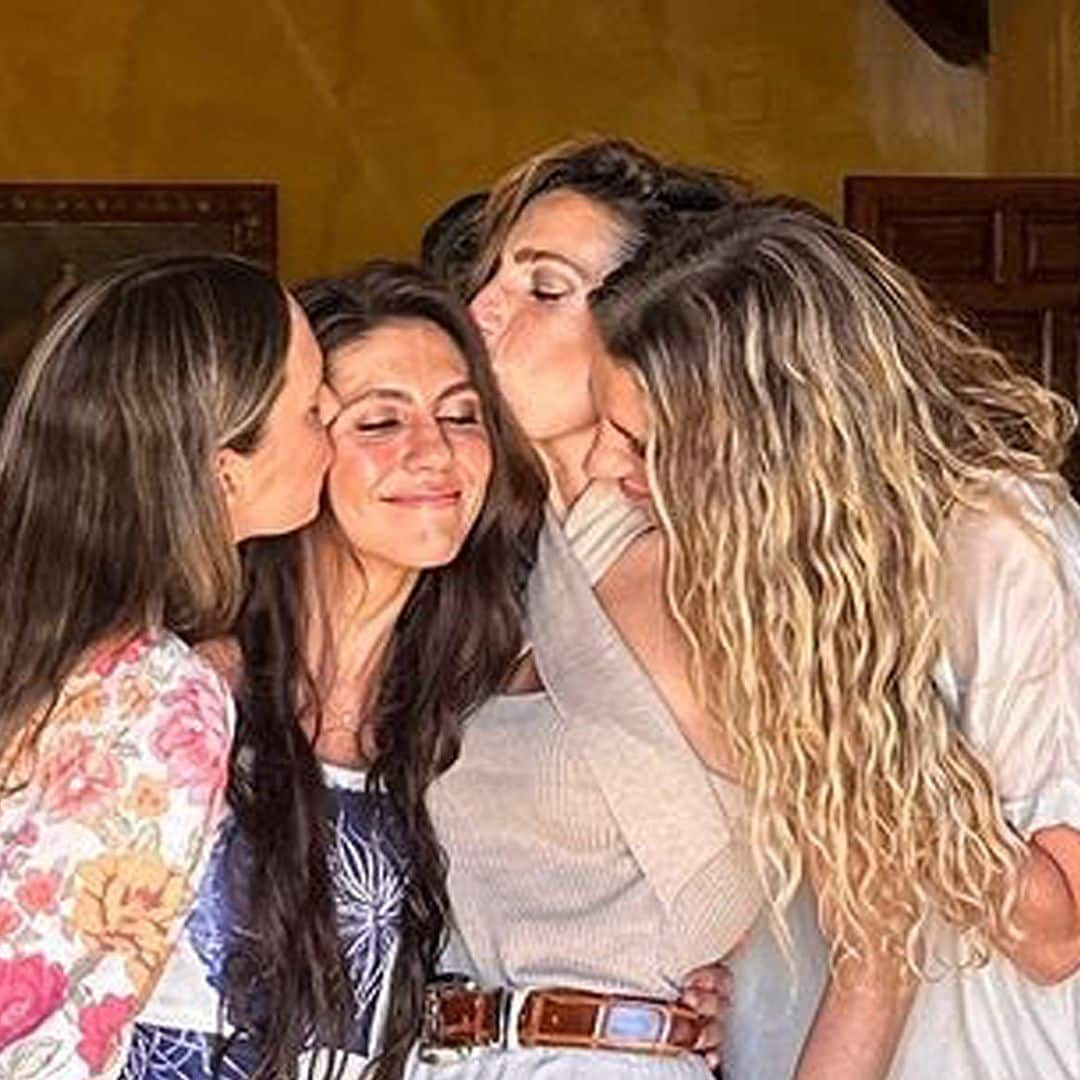 Todos los detalles de la pedida de mano de Ana Cristina Portillo: rodeada de sus hermanas y en casa de su padre, Fernando Portillo