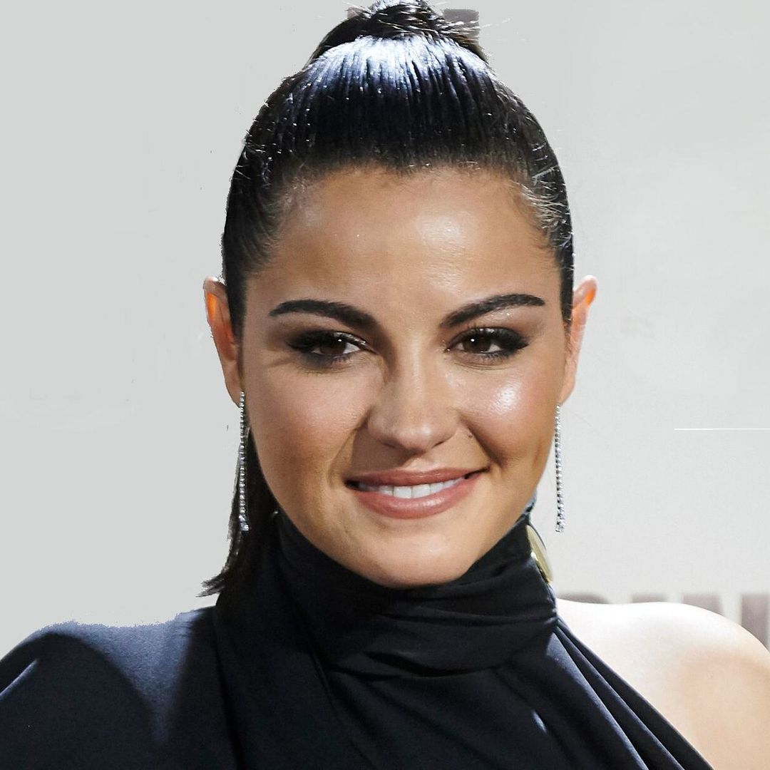 Radiante, Maite Perroni reaparece en un evento público tras convertirse en mamá