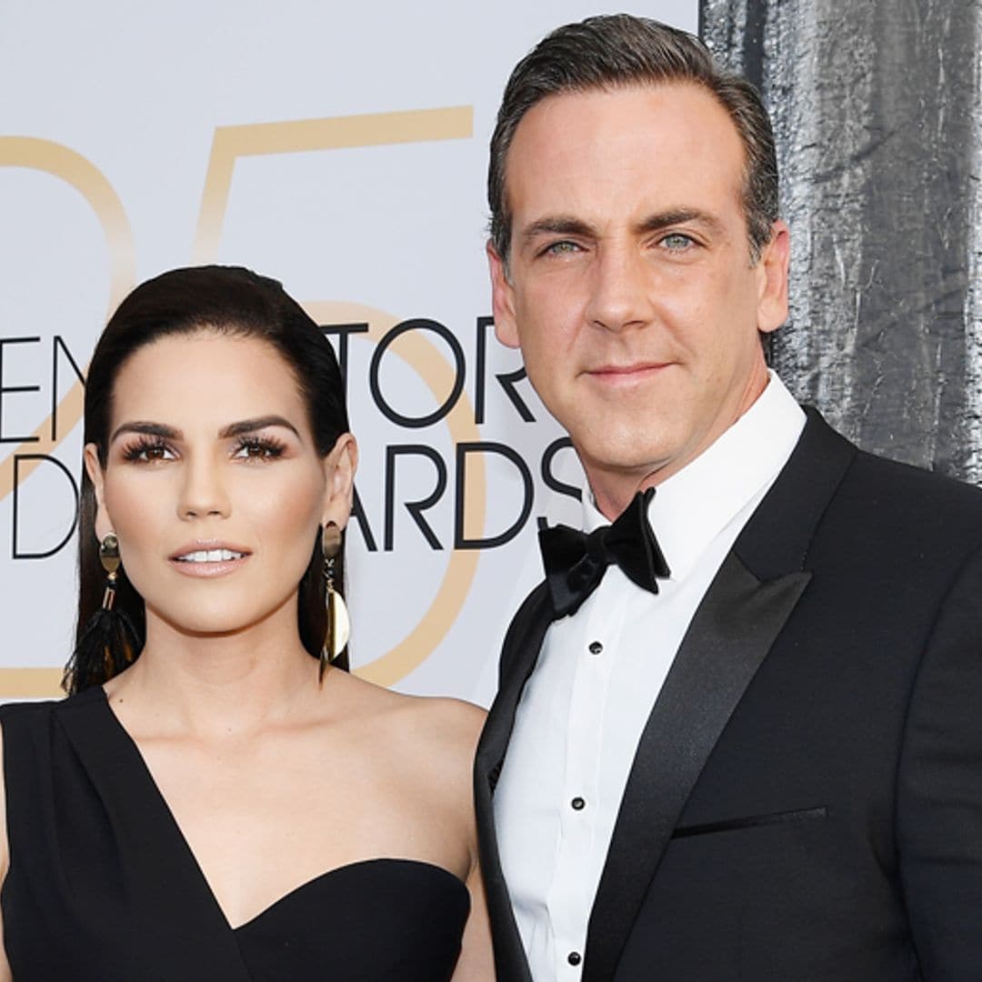 Carlos Ponce y Karina Banda presumen su amor por la alfombra de los SAG Awards