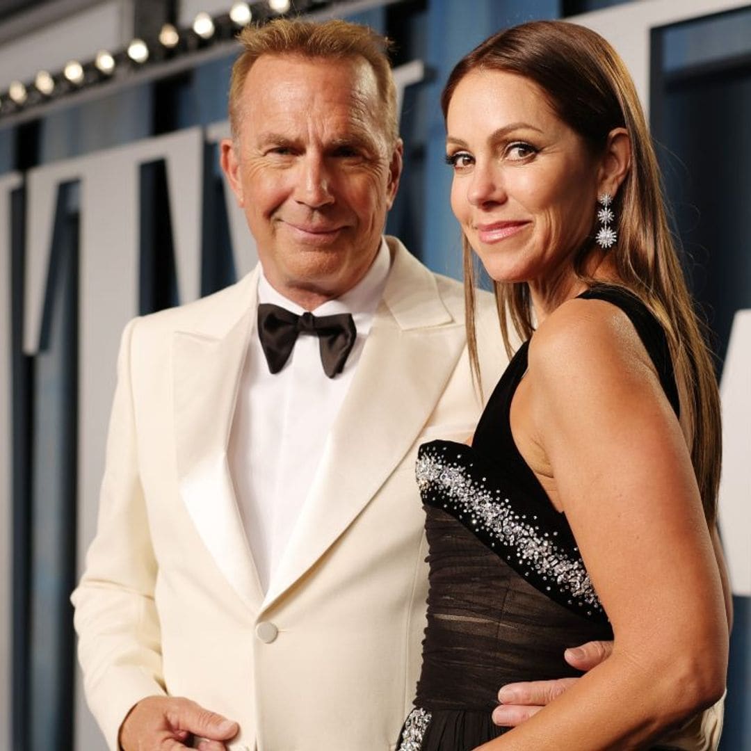 Inesperadamente, Kevin Costner y su ex esposa llegan a un acuerdo de divorcio lejos de la corte