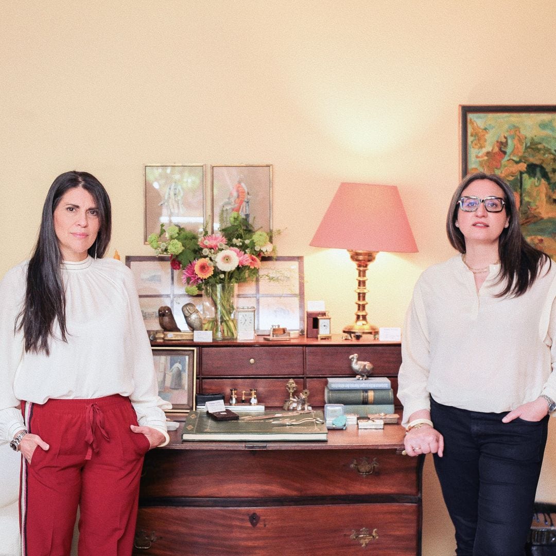 Astrid Romero y María José López, dos 'cazatesoros' que organizan ventas de interiores de casas