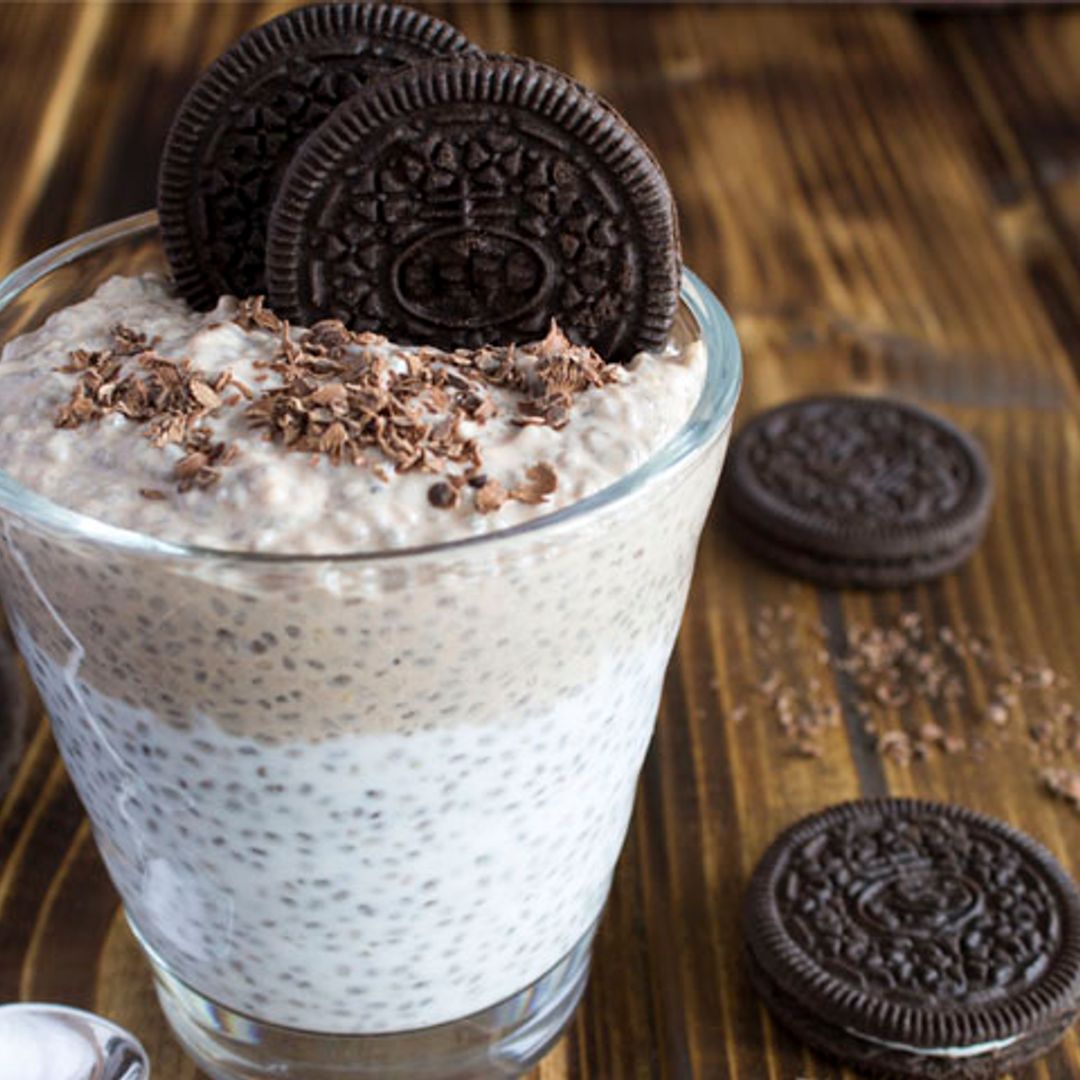 Pudin de chía con chocolate y galletas Oreo