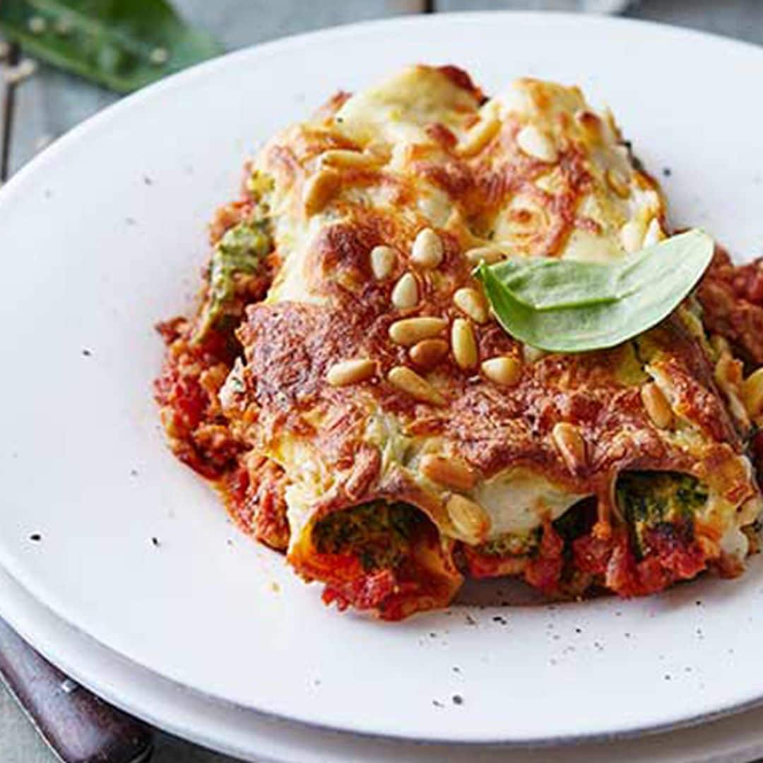 Canelones de espinacas y piñones