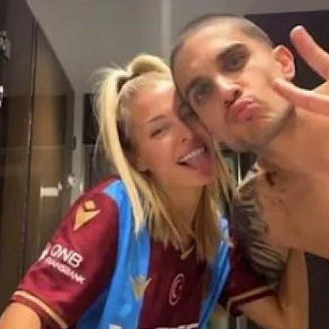 Las imágenes de Marc Bartra y Jessica Goicoechea en actitud cariñosa que podrían confirmar su relación