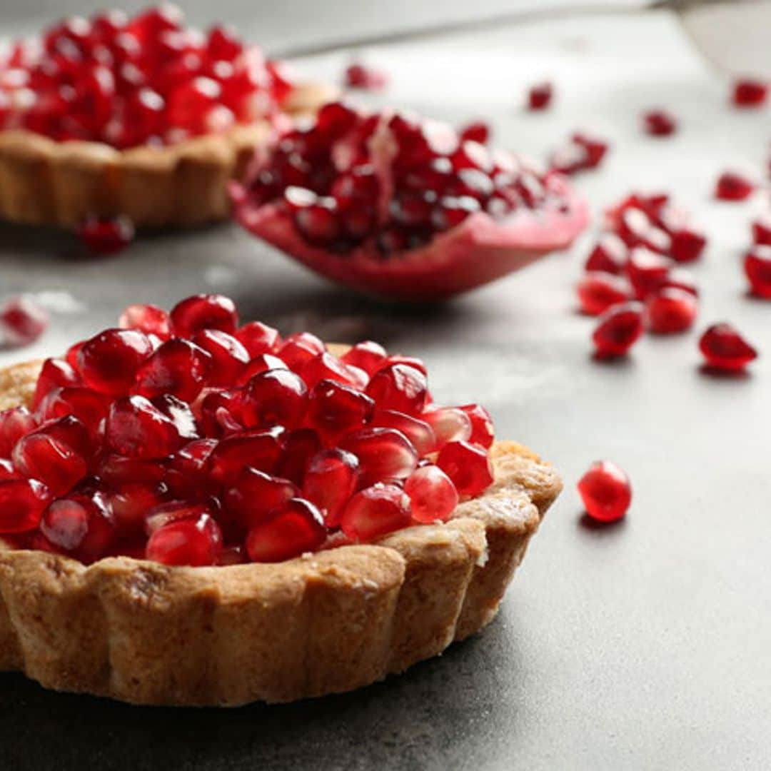 Tartaletas de crema pastelera con granada