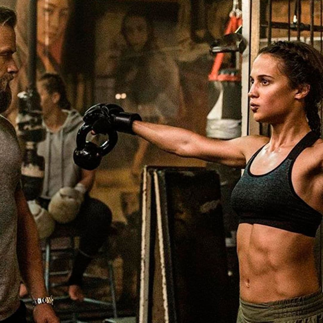 Lo que el entrenador de Alicia Vikander no había revelado sobre sus abdominales