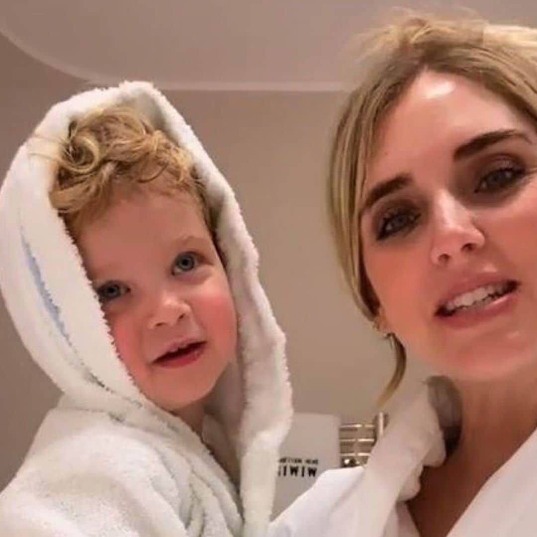 'Haciendo el pollito', así cautiva el pequeño Leo a su mamá, Chiara Ferragni