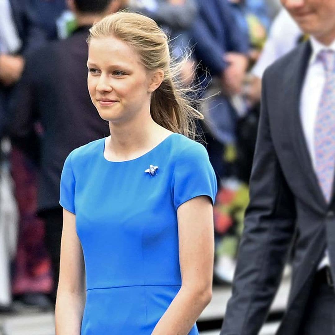 Éléonore de Bélgica, la joven princesa que triunfa con vestidos azules