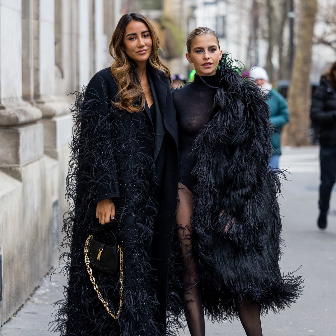 10 accesorios que transforman tus básicos de color negro en el disfraz de Halloween