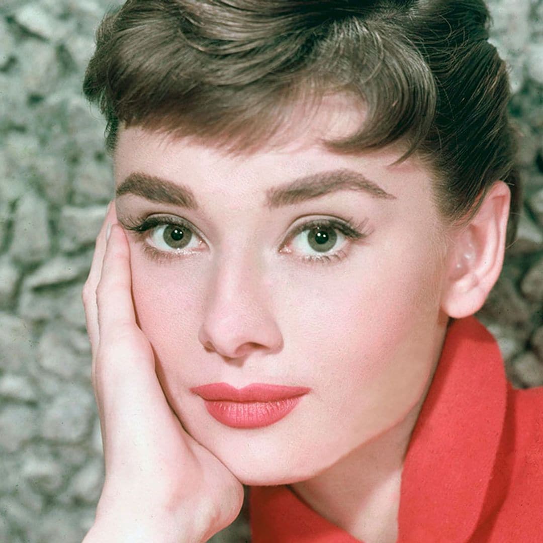 Todo sobre el barre, el ejercicio que ha transformado el cuerpo de miles de mujeres desde Audrey Hepburn