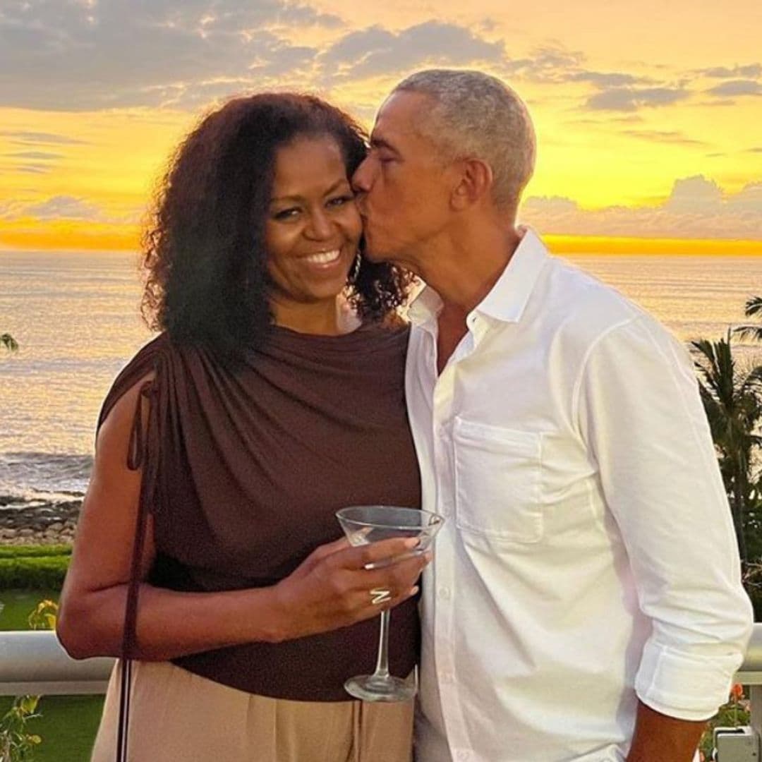 Michelle Obama celebra su 58 cumpleaños con la romántica felicitación de su marido y un divertido baile