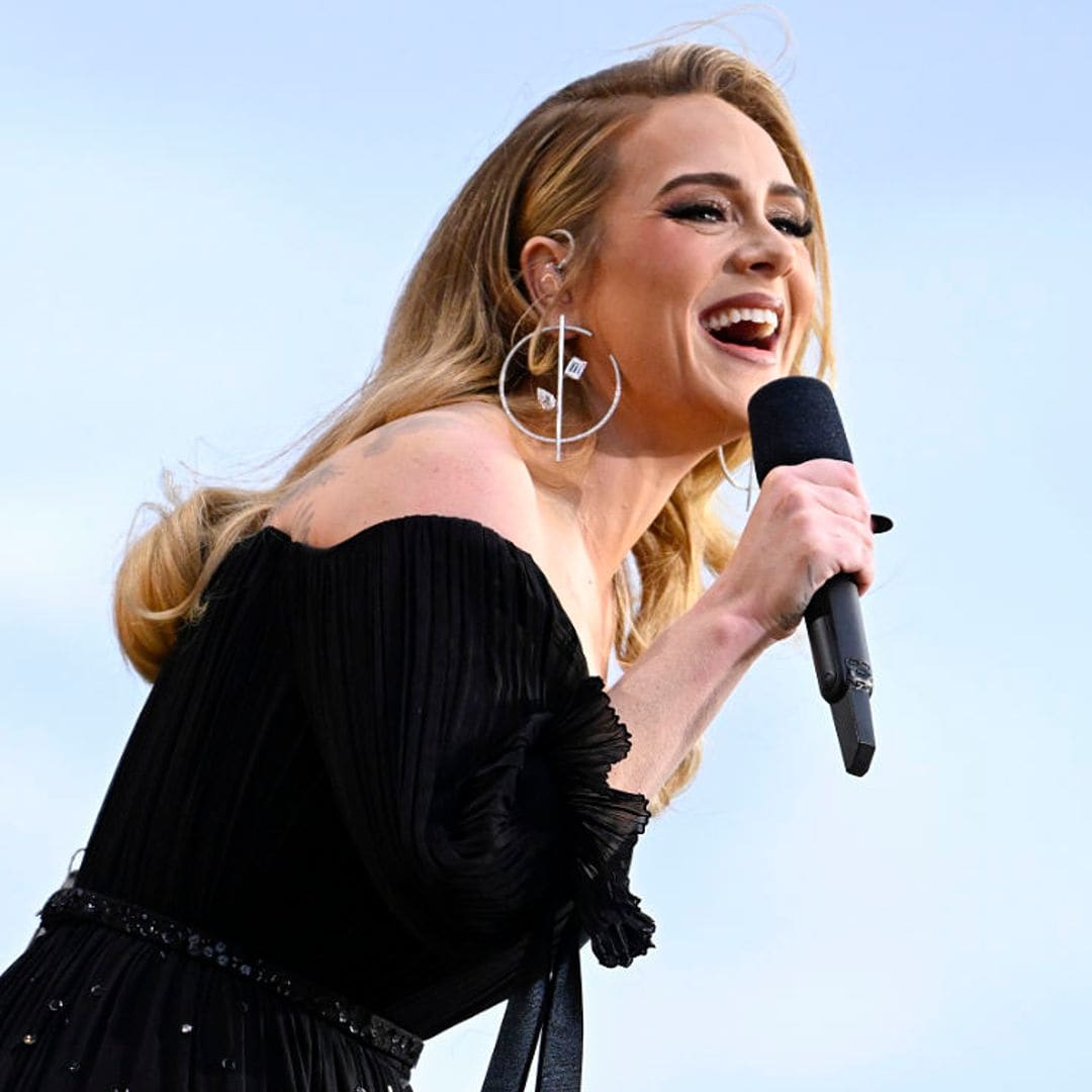 El momentazo de Adele en uno de sus conciertos con una pareja de recién casados